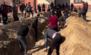 Palestinci kopaju svoje mrtve...