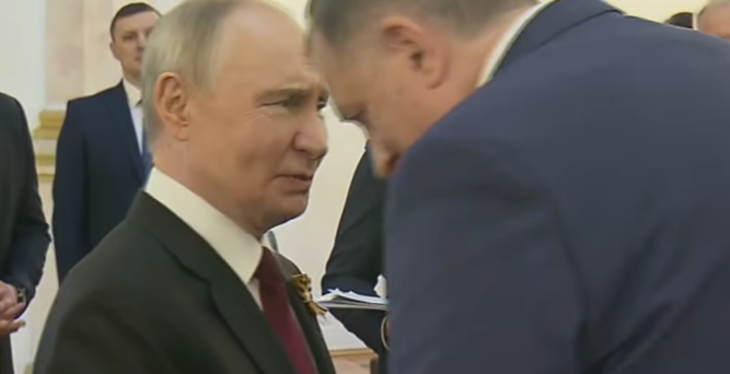Додик са Путином на Дан победе у Москви